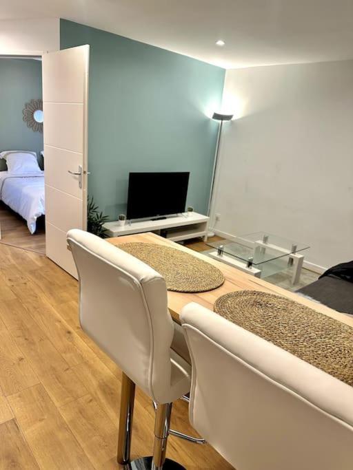 Confort Pres De Geneve Annemasse Bagian luar foto
